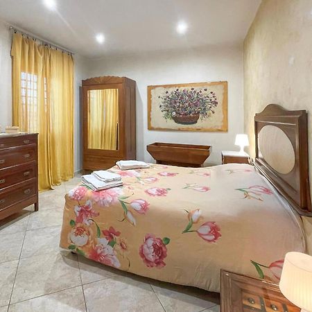 Awesome Apartment In Bari With Wifi Eksteriør bilde