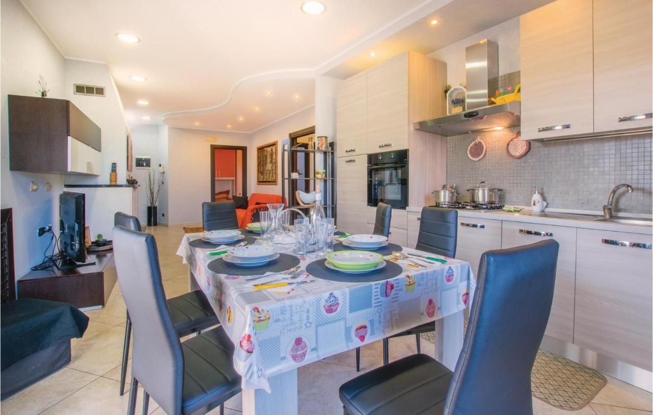 Awesome Apartment In Bari With Wifi Eksteriør bilde