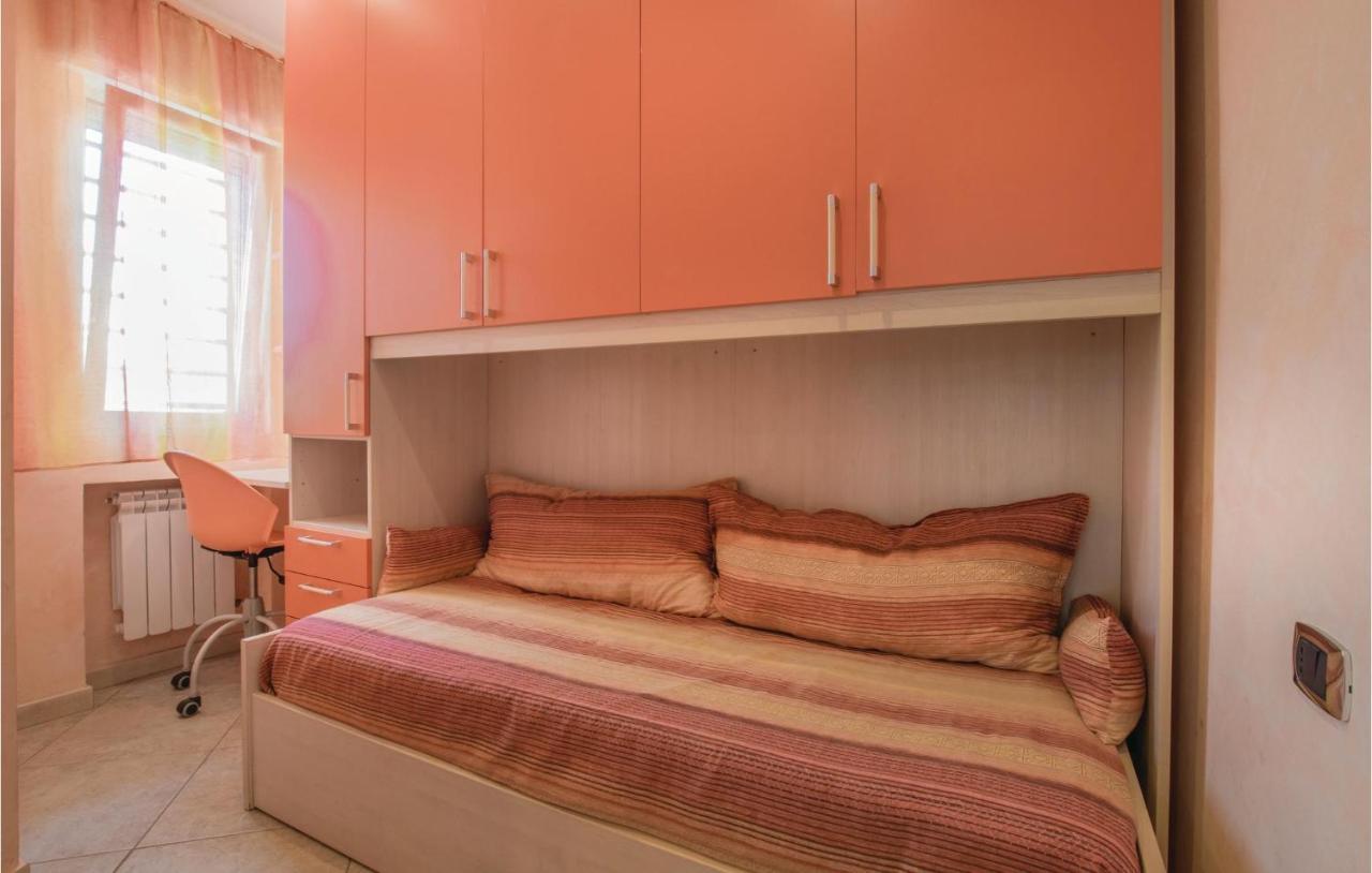Awesome Apartment In Bari With Wifi Eksteriør bilde