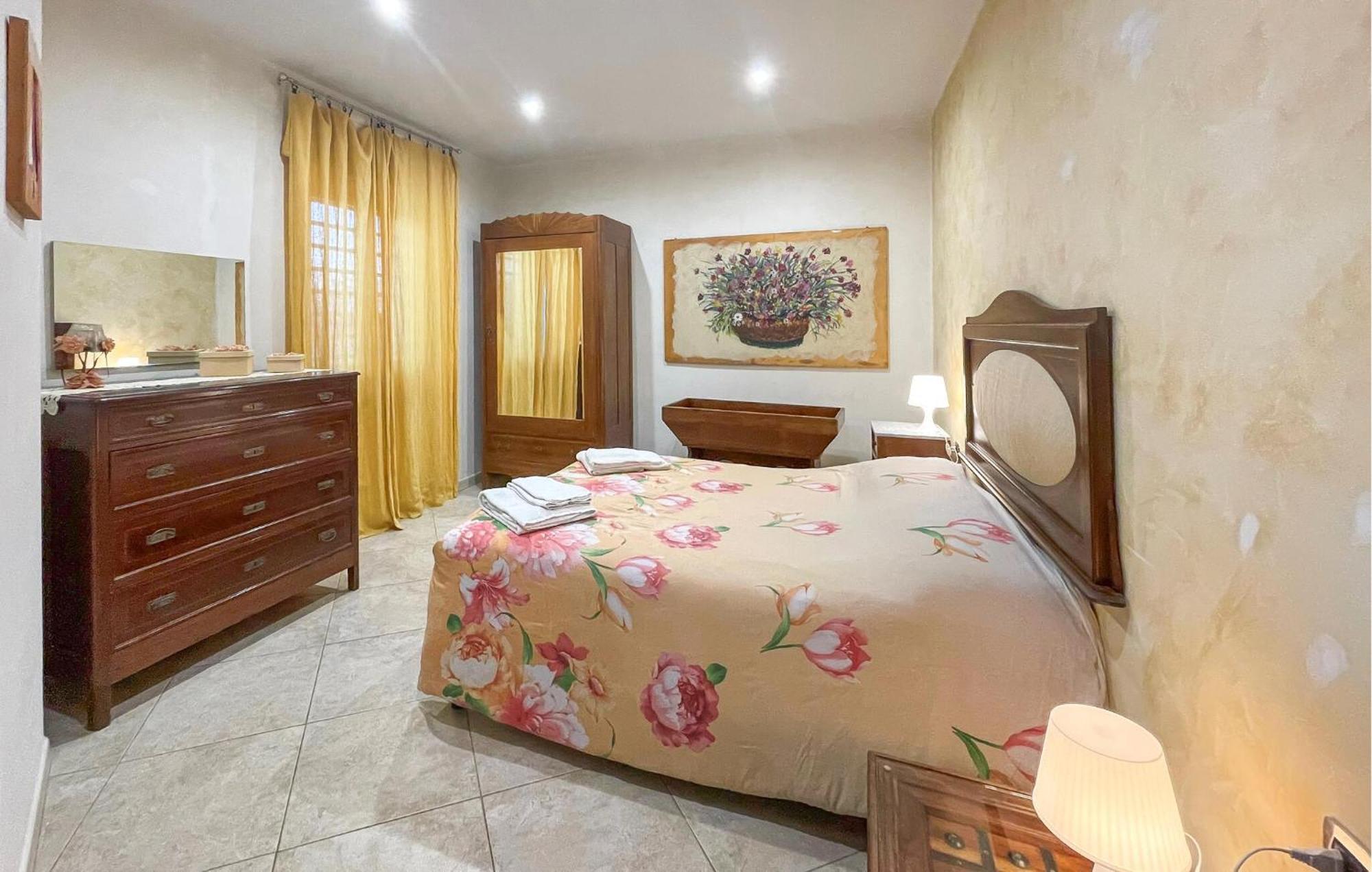 Awesome Apartment In Bari With Wifi Eksteriør bilde